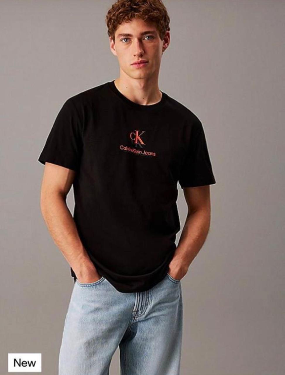 Μπλουζάκι Calvin Klein με λαιμόκοψη - Μαύρο