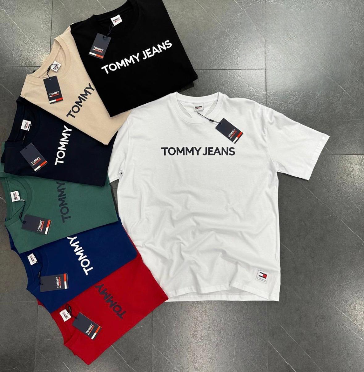 Μπλουζάκι Tommy Jeans με λαιμοκοψη oversize - Μαύρο